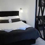 Black & White Apartament
